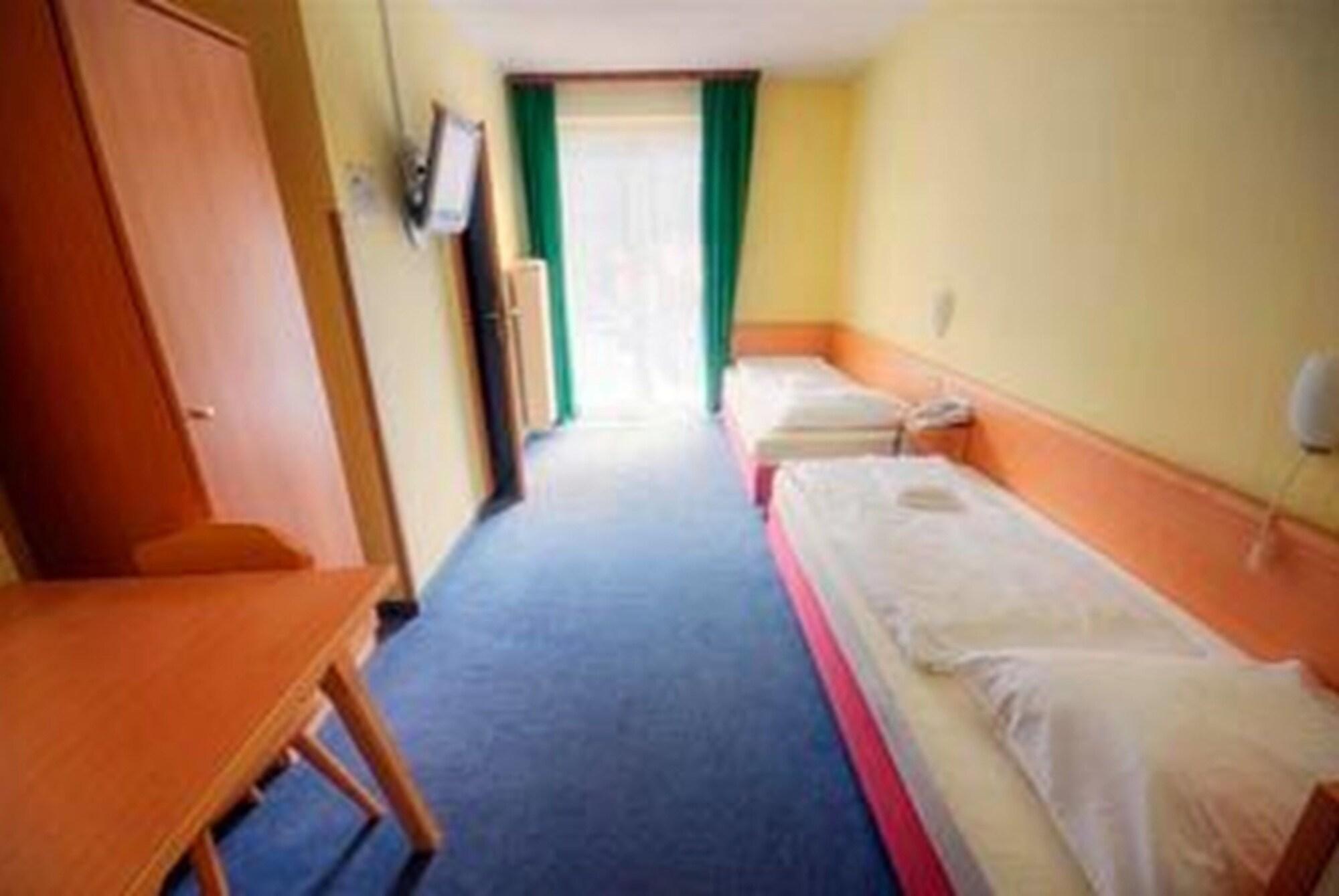 Euro Youth Hotel & Krone Bad Gastein Ngoại thất bức ảnh